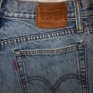 levi’s wedgie fit jeans!!